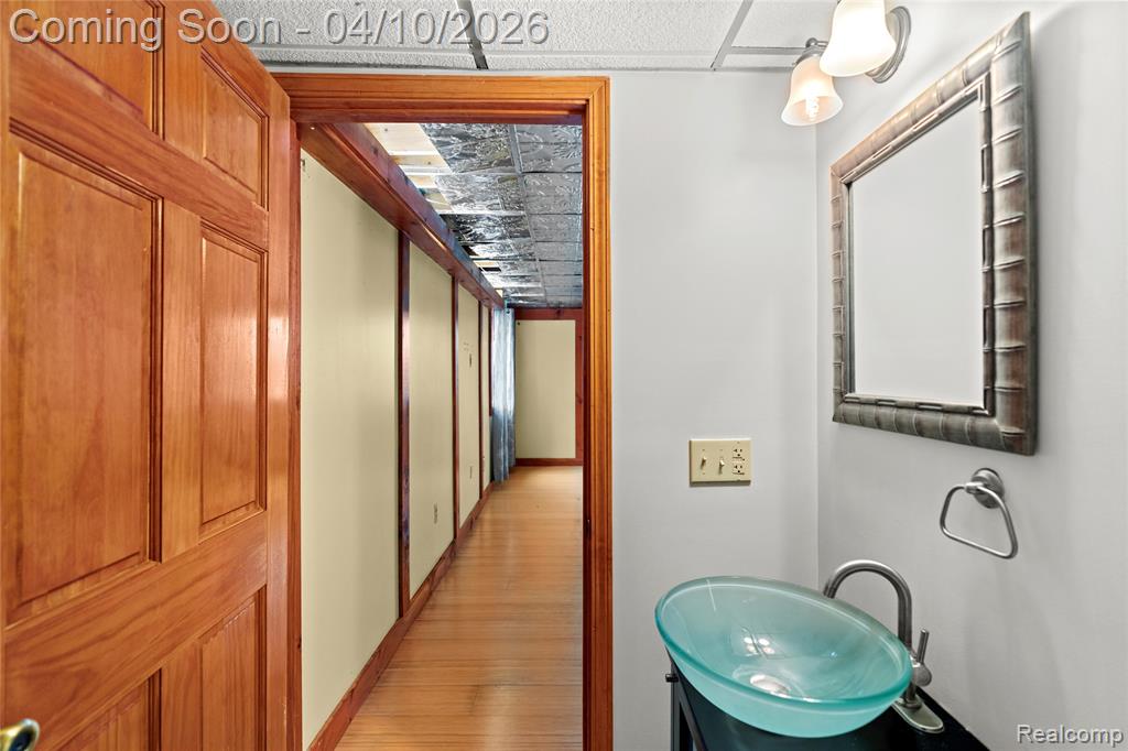 6490 E Coldwater Road, Flint, MI 48506 — Photo 45