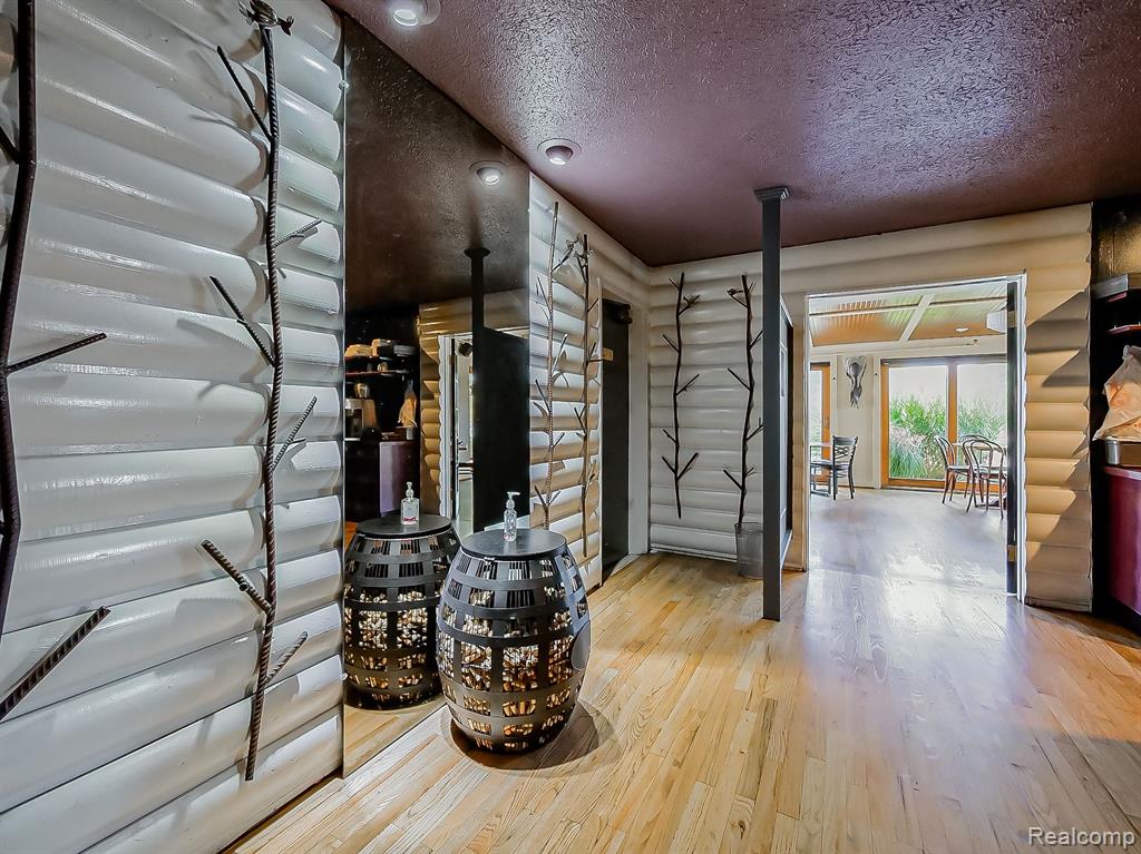 801 S LAPEER Road, Lake Orion, MI 48362 — Photo 29