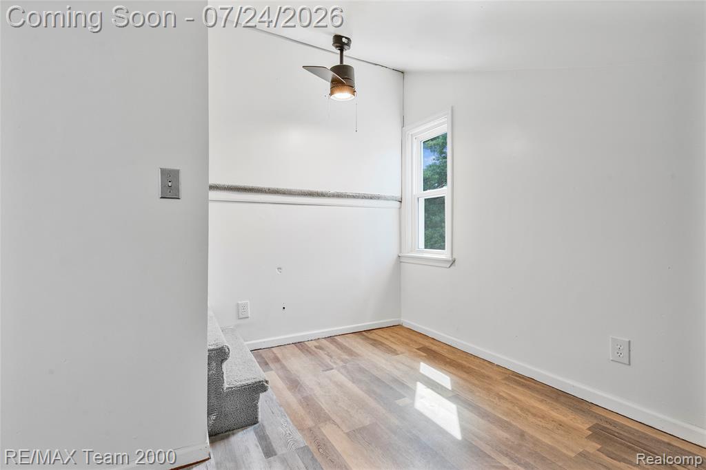 19615 Eastwood Drive, Harper Woods, MI 48225 — Photo 18