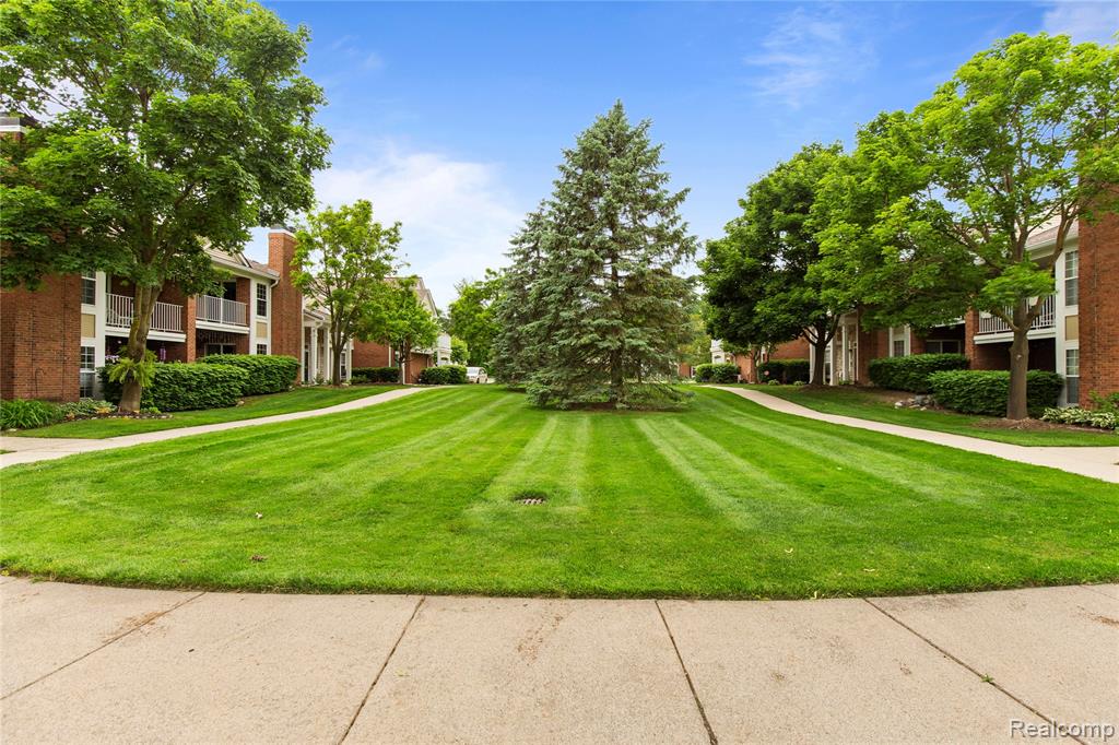 56575 Chesapeake Trail, Shelby Twp, MI 48316 — Photo 27