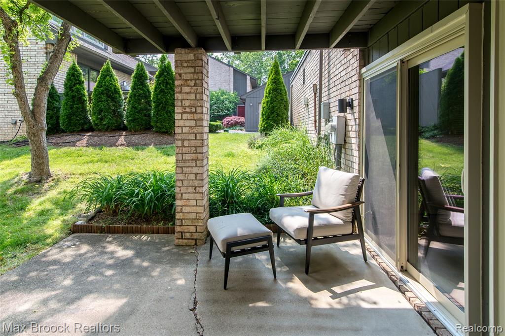 41350 Woodward Avenue, Bloomfield Hills, MI 48304 — Photo 54