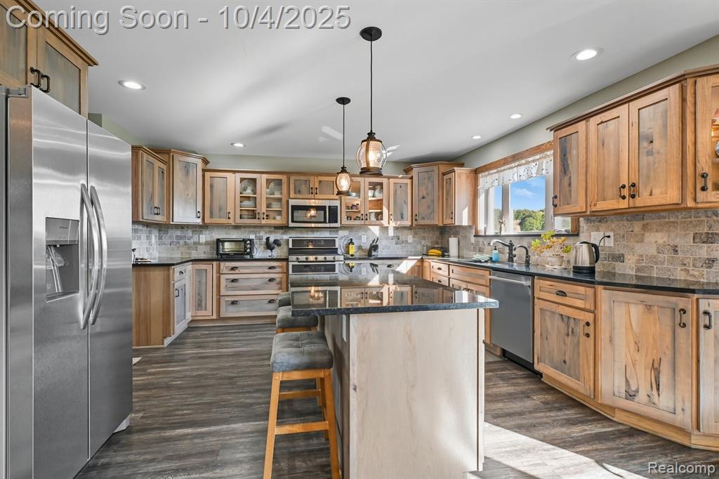 12600 Hibner Road, Hartland, MI 48353 — Photo 16