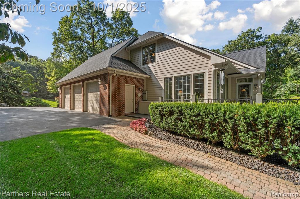 8044 Alta Vista Drive, Pinckney, MI 48169 — Photo 65