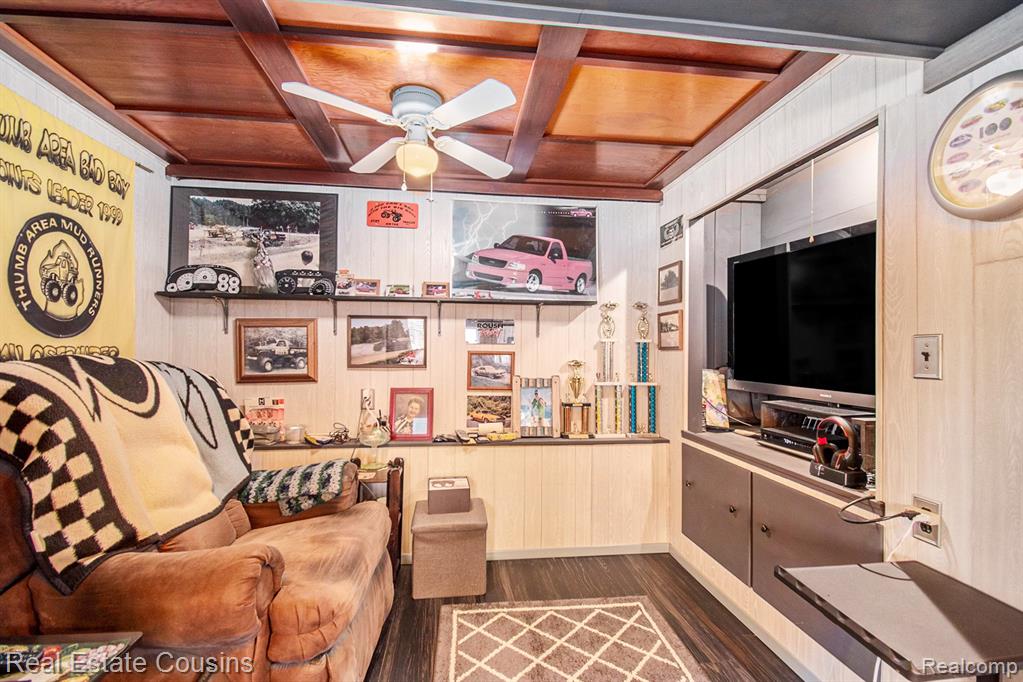 1734 Forest Road, Harrison, MI 48625 — Photo 11