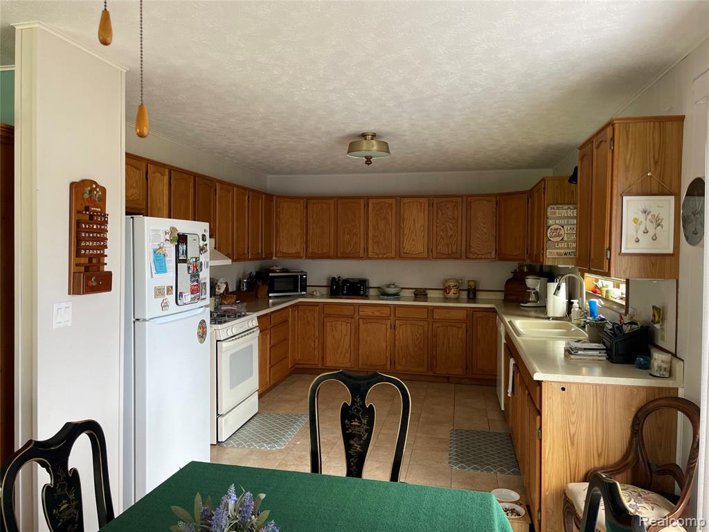 683 S Augres River Drive, Au Gres, MI 48703 — Photo 17