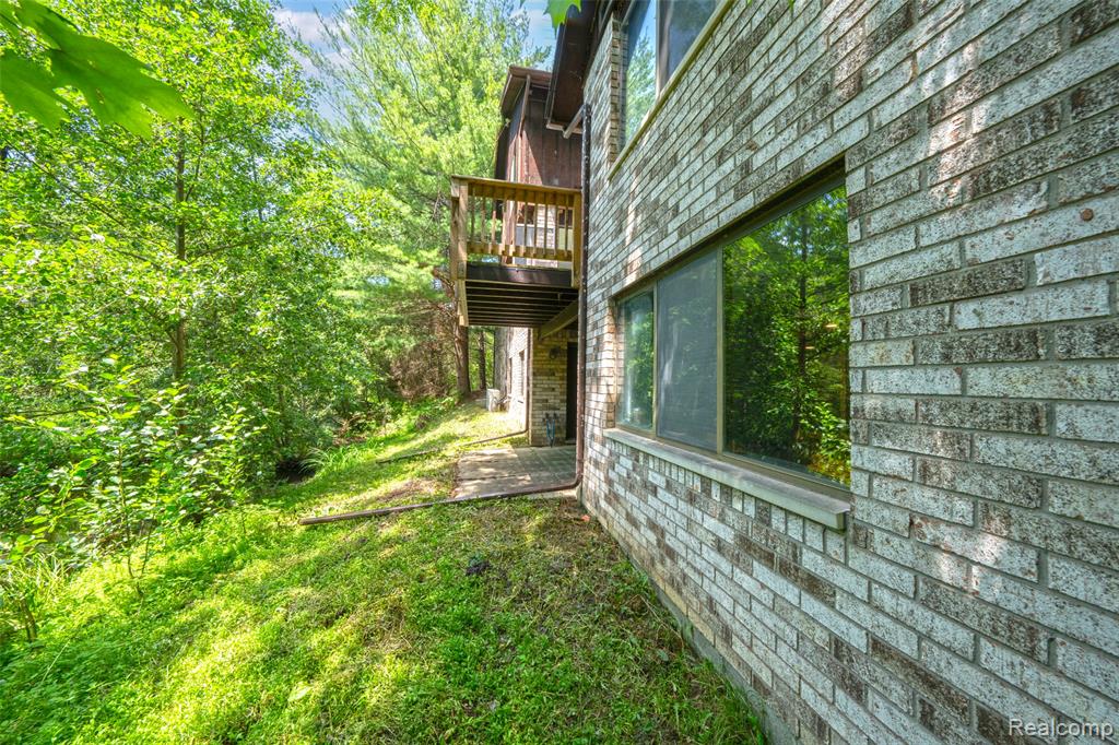 4565 Brookside Road, Fenton, MI 48430 — Photo 49