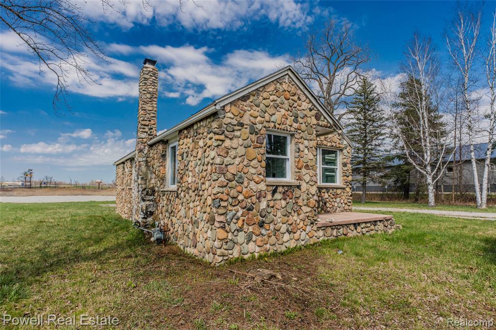 4118 Griswold Road, Port Huron, MI 48060 — Photo 4