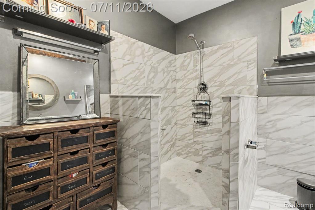 740 E 10 Mile Road, Ferndale, MI 48220 — Photo 19