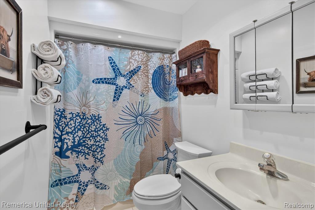 11521 Westshore Drive, Pinckney, MI 48169 — Photo 23