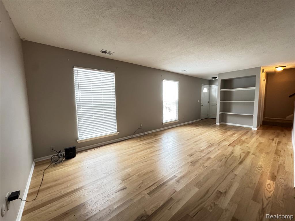 6958 Harvard Lane, Canton, MI 48187 — Photo 5
