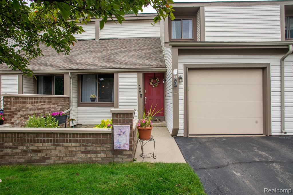 122 Conda Lane, Oxford, MI 48371