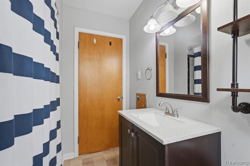 22440 California Street, Saint Clair Shores, MI 48080 — Photo 18
