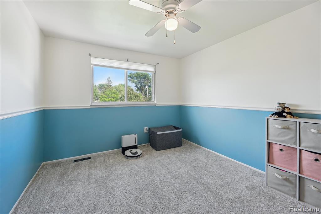 6900 Woonsocket Street, Canton, MI 48187 — Photo 36