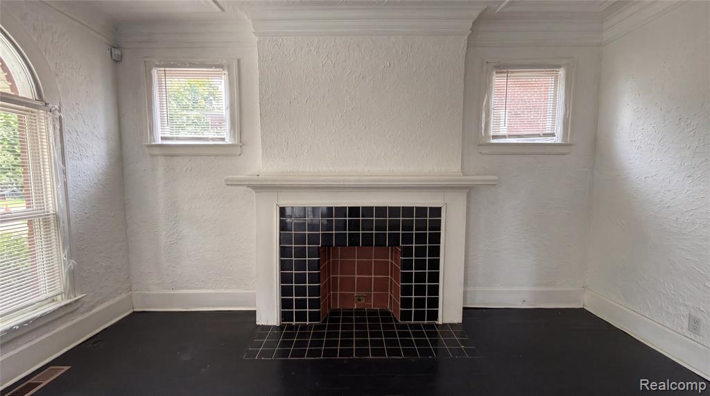 5771 Chatsworth Street, Detroit, MI 48224 — Photo 6
