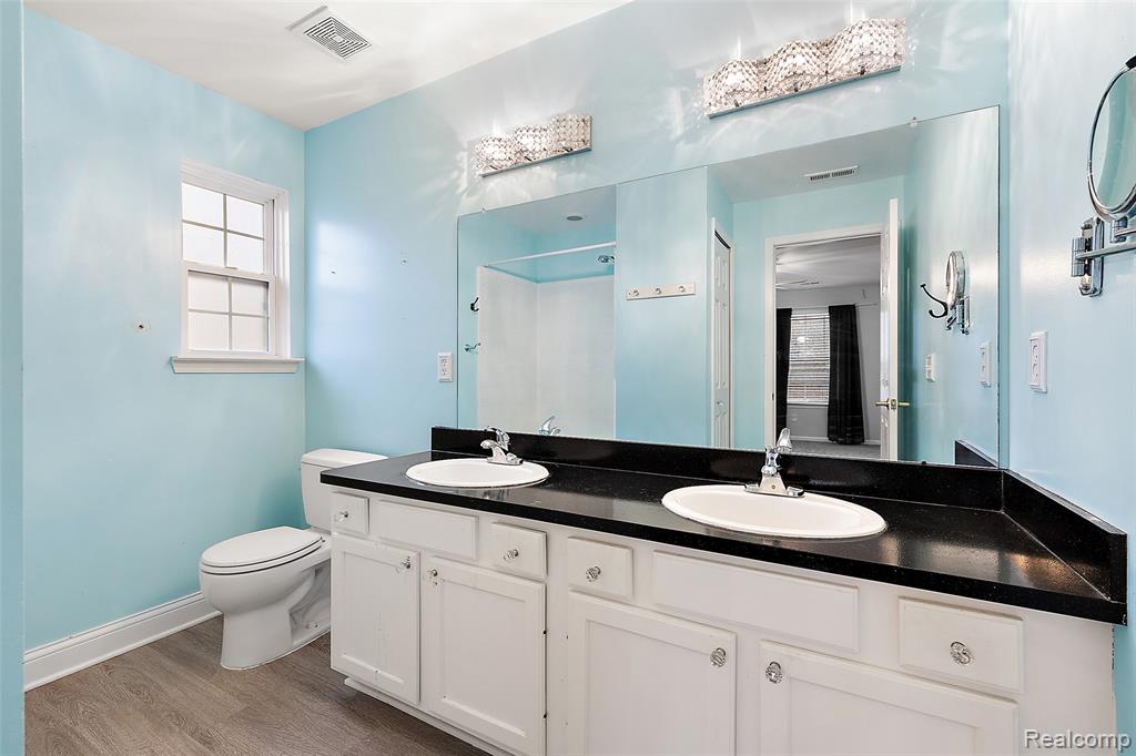 45765 Cagney Drive, Macomb, MI 48044 — Photo 24