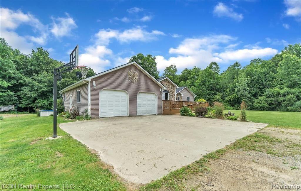 5856 PECK Road, Brown, MI 48416 — Photo 4