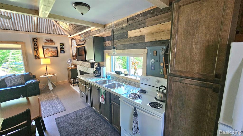 9110 W Gaylanta Drive, Atlanta, MI 49709 — Photo 15