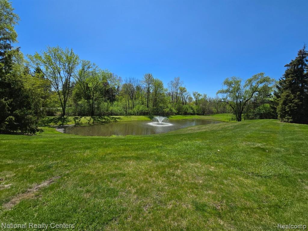 6400 PINECREST, West Bloomfield, MI — Photo 51