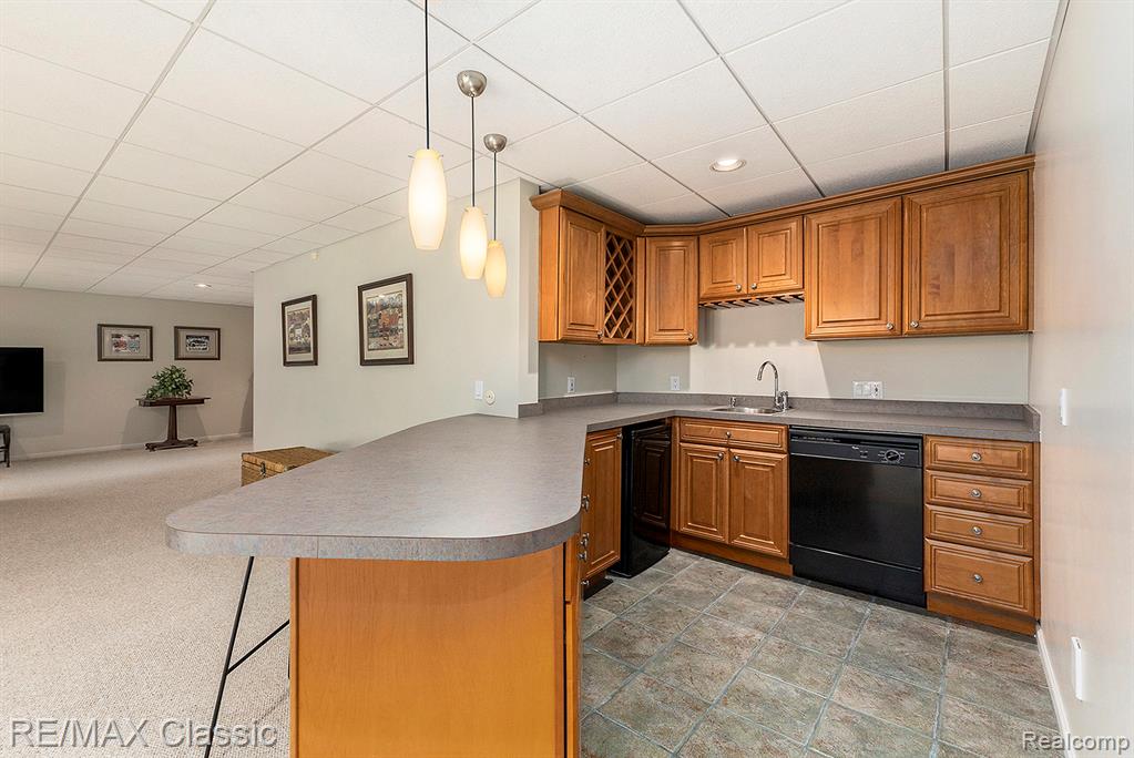 40515 Paisley Circle, Novi, MI 48377 — Photo 31