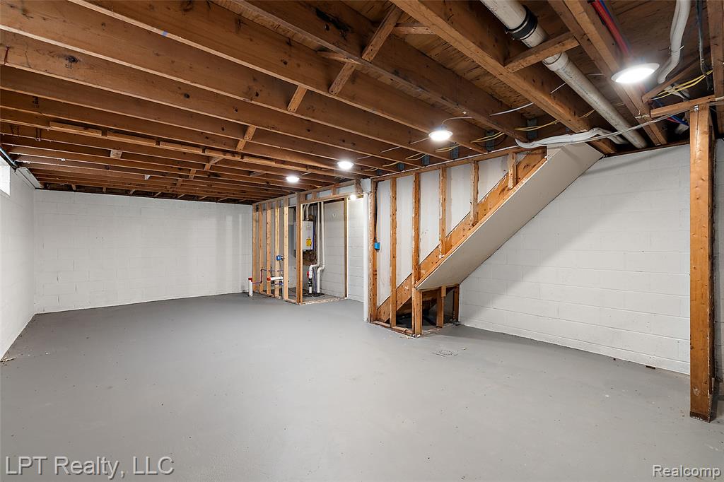 41400 Utica Road, Sterling Heights, MI 48313 — Photo 34