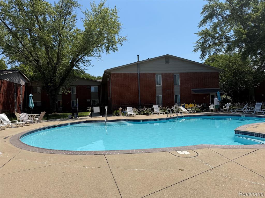 4103 Benjamin Avenue, Royal Oak, MI 48073 — Photo 12