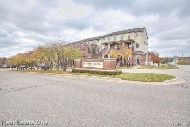 3986 Forester Boulevard, Auburn Hills, MI 48326 — Photo 32