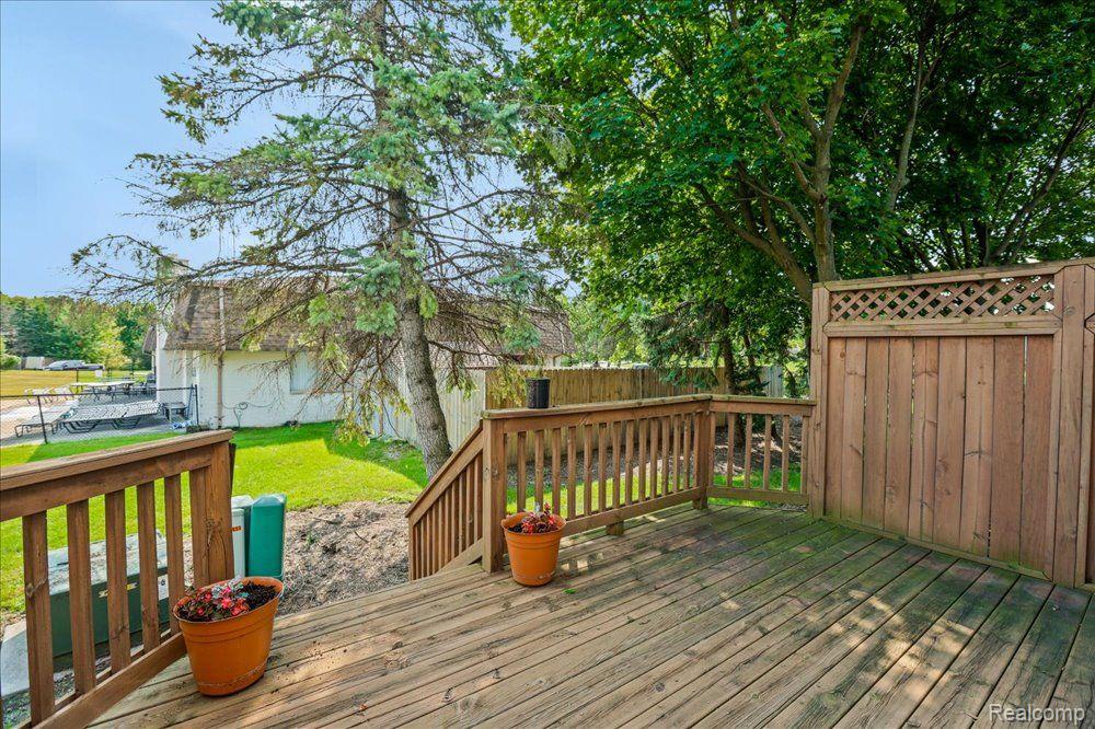 1653 Bennington Court, Canton, MI 48188 — Photo 31