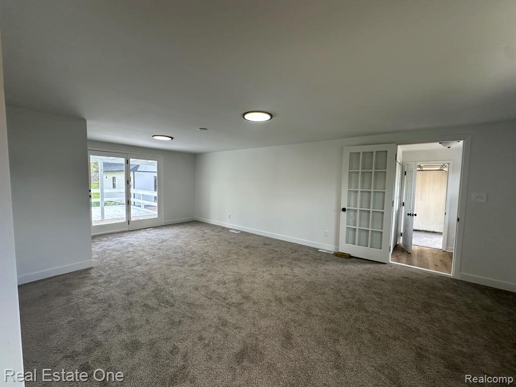5481 Belsay Road, Grand Blanc, MI 48439 — Photo 15