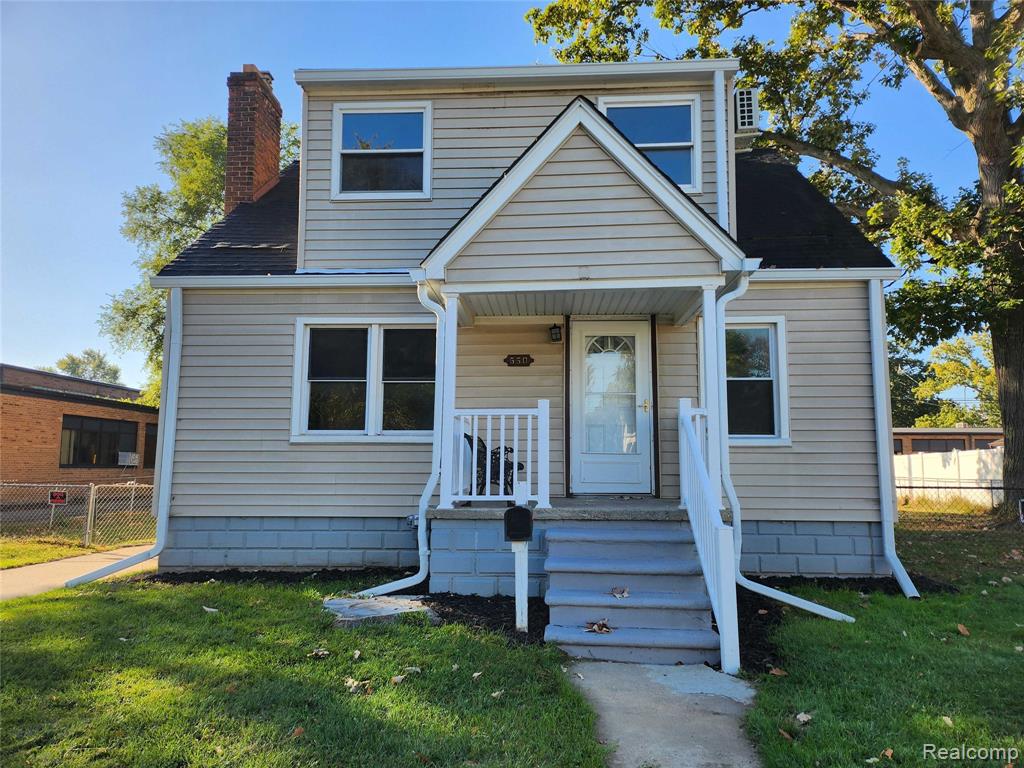 550 E Mapledale Avenue, Hazel Park, MI 48030 — front exterior