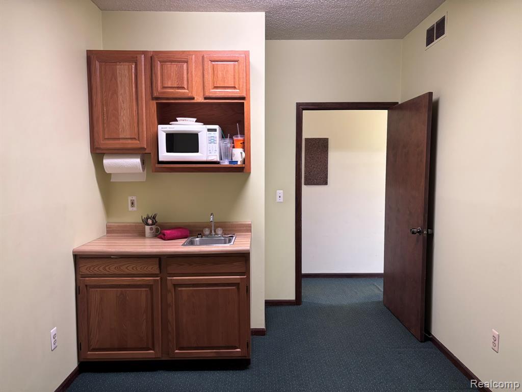 814 S Main Street, Lapeer, MI 48446 — Photo 10