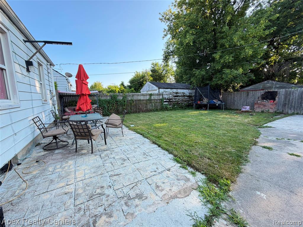 8113 Terry Street, Detroit, MI 48228 — Photo 4