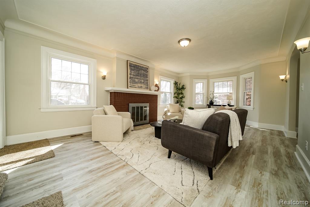 11399 Seminole, Redford, MI 48239 — Photo 12