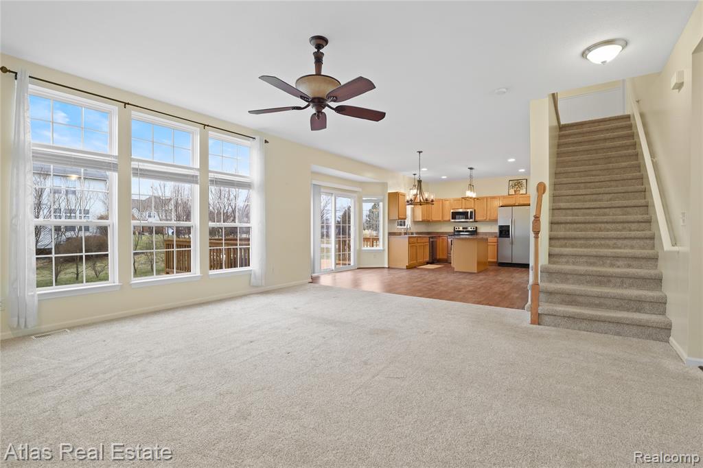 4028 Grand Oaks Court, Burton, MI 48519 — Photo 10