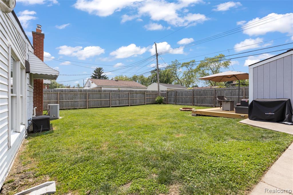 634 S Hawthorne Street, Westland, MI 48186 — Photo 24