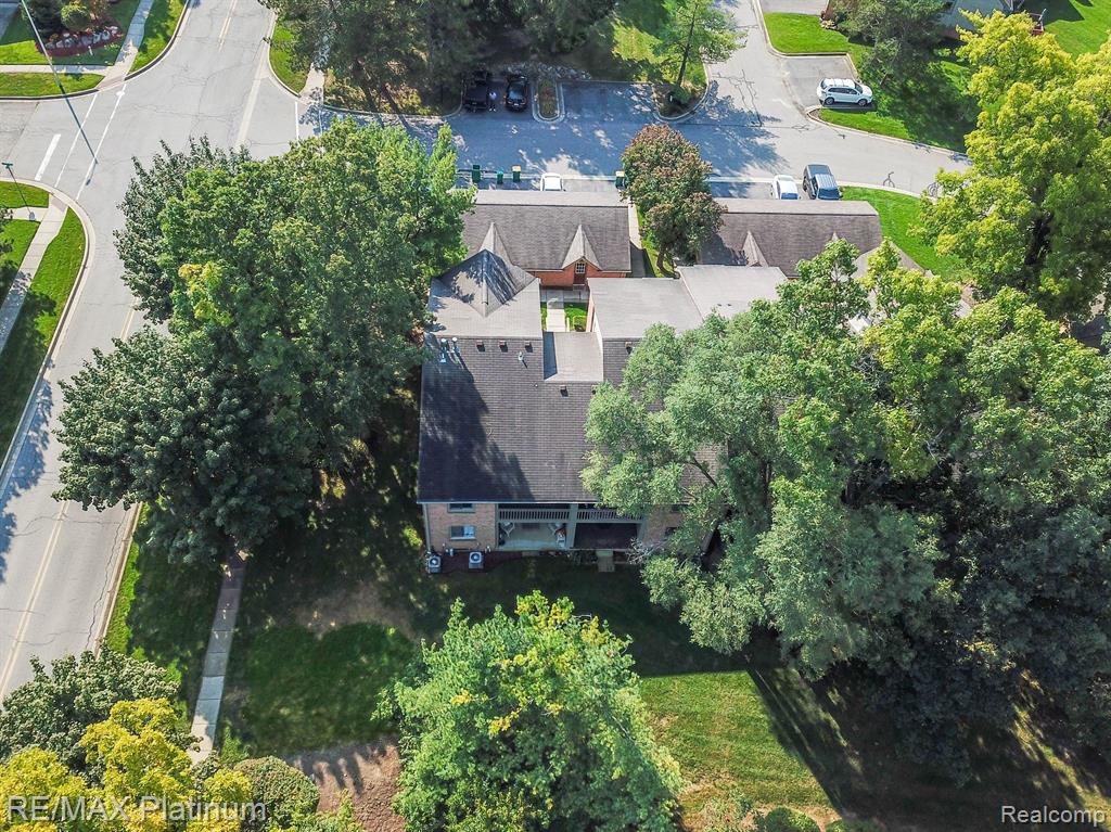 900 RIDGE, Brighton, MI 48116 — Photo 36