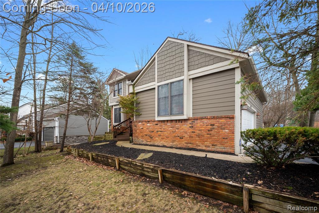 471 Hillson Drive, Waterford, MI 48327 — Photo 36