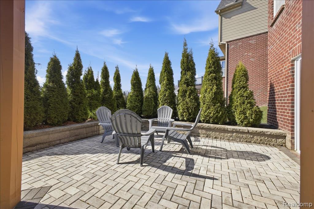 4930 E Stonegate Circle, Lake Orion, MI — Photo 46