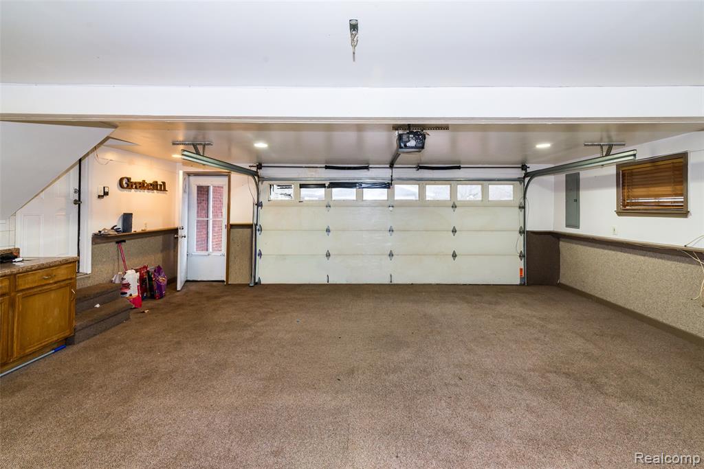30000 Oakgrove Street, Saint Clair Shores, MI 48082 — Photo 45
