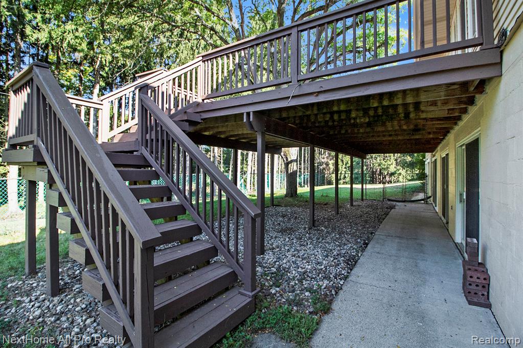 7195 Curtis Road, Northville, MI 48168 — Photo 53