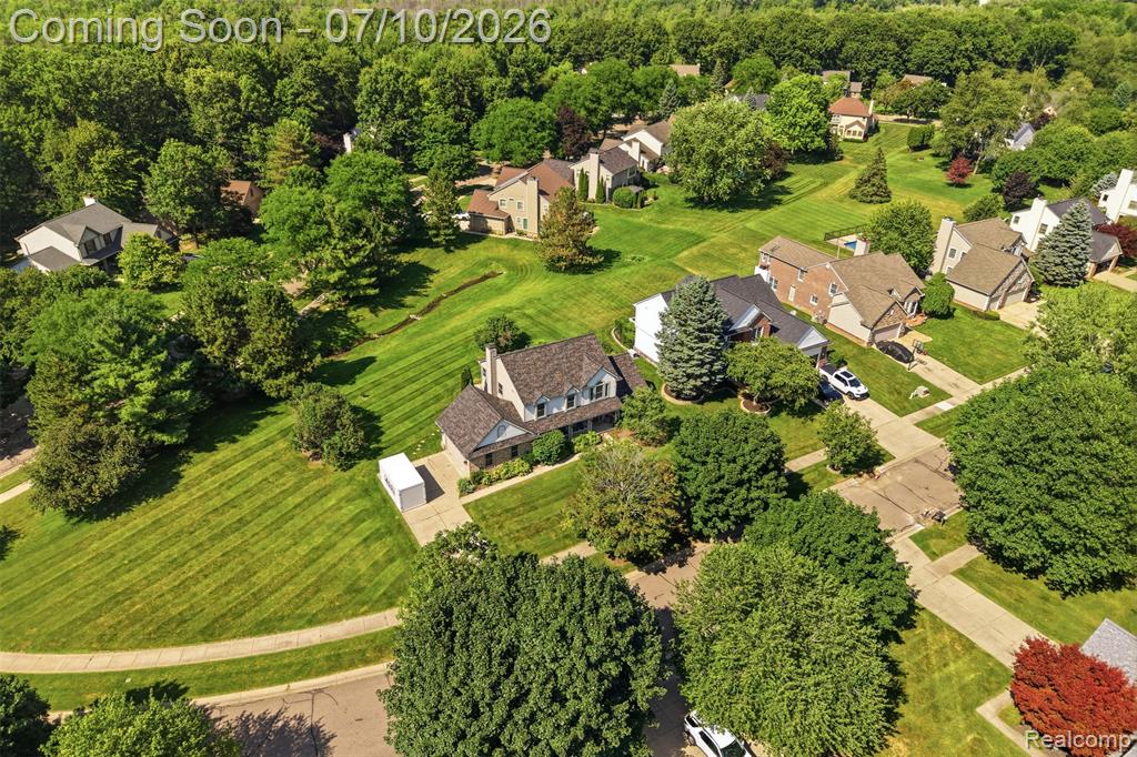 4110 Castlewood Drive, Wixom, MI 48393 — Photo 32