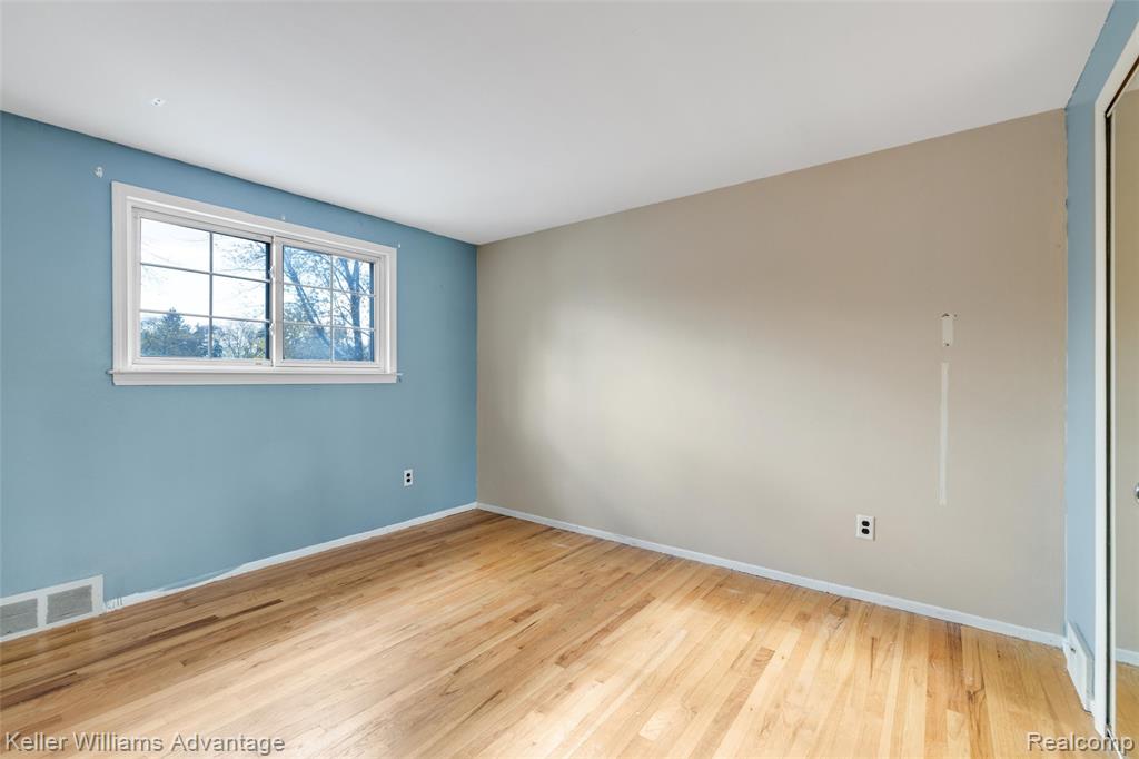 19071 Coachwood Road, Riverview, MI 48193 — Photo 18