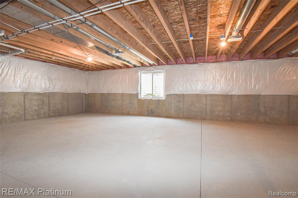 1174 Prudence Drive, Waterford, MI 48327 — Photo 39