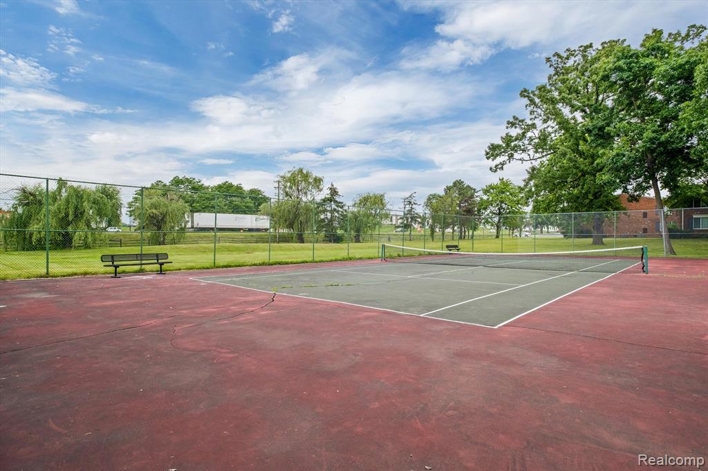 454 Fox Hills N Drive, 5, Bloomfield Hills, MI 48304 — Photo 34