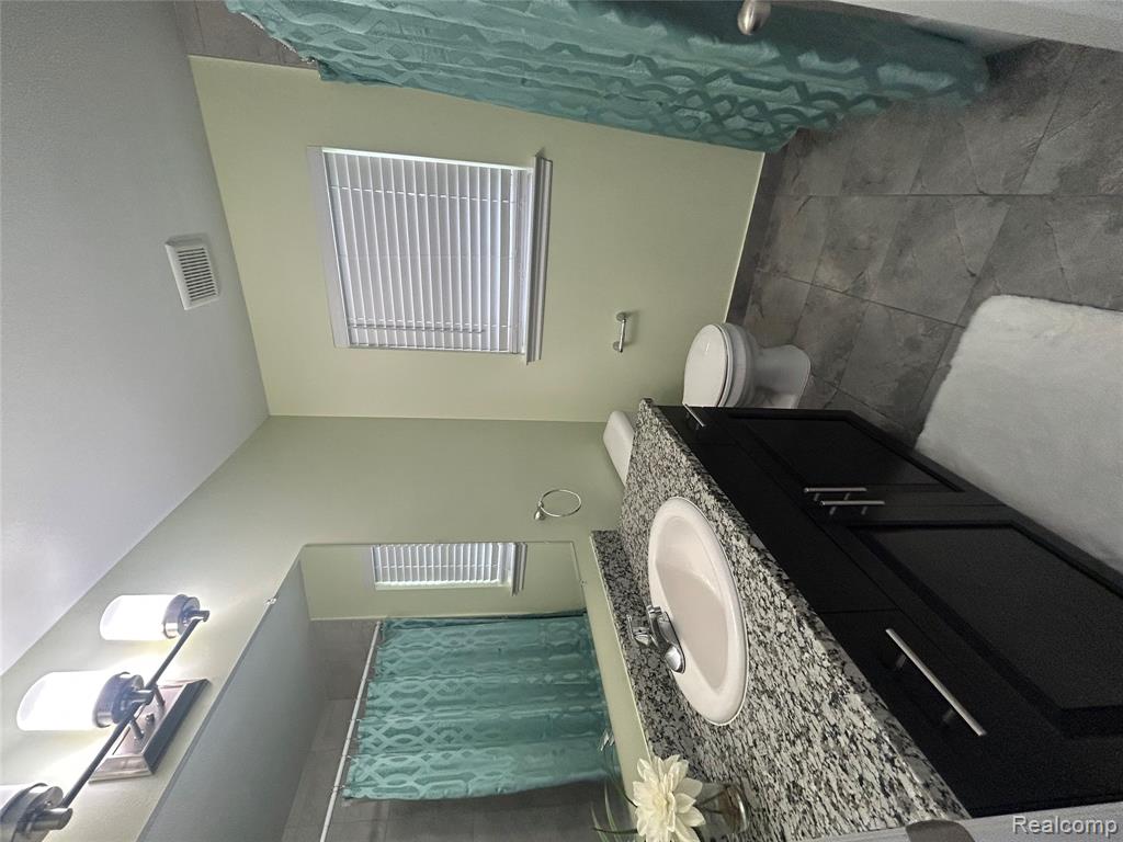 23507 King Drive, Clinton Twp, MI 48035 — Photo 22