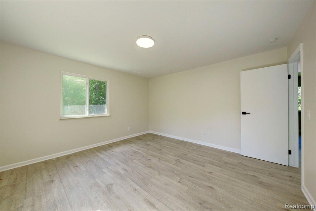 9600 Oakhurst Road, Holly, MI 48442 — Photo 12