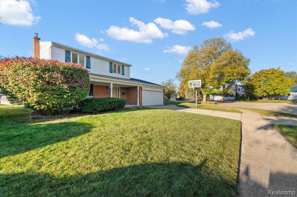 40649 Rinaldi Drive, Sterling Heights, MI 48313 — Photo 2