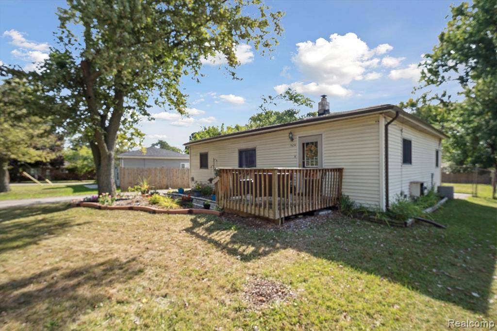 7474 River Vista Street, Utica, MI 48317 — Photo 5