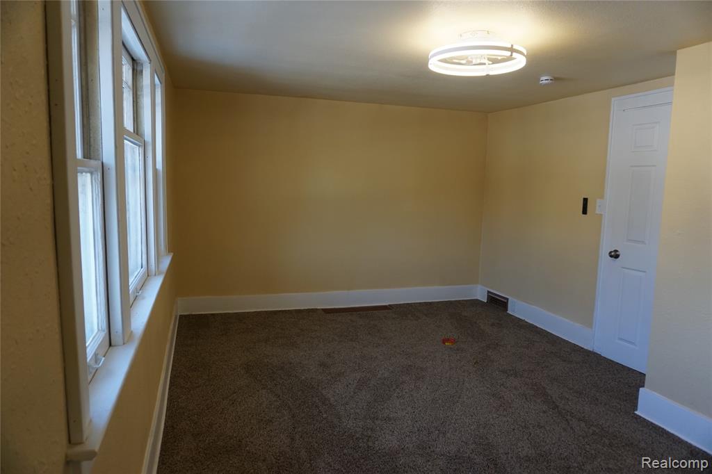 217 W Dewey Street, Flint, MI 48505 — Photo 19