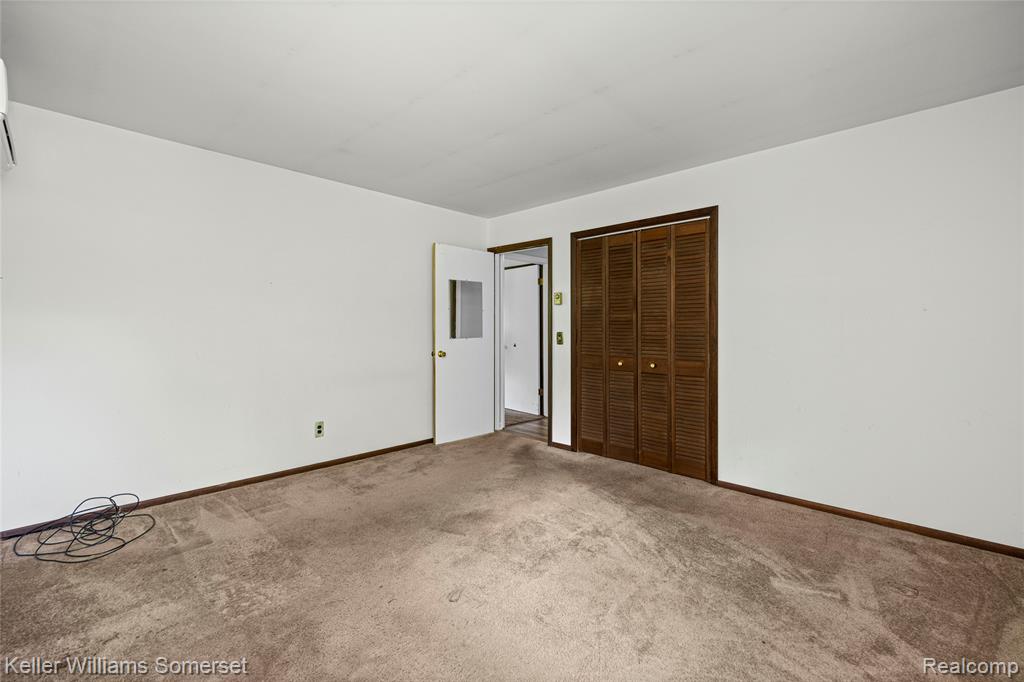 2344 Rochester Road, Leonard, MI 48367 — Photo 29