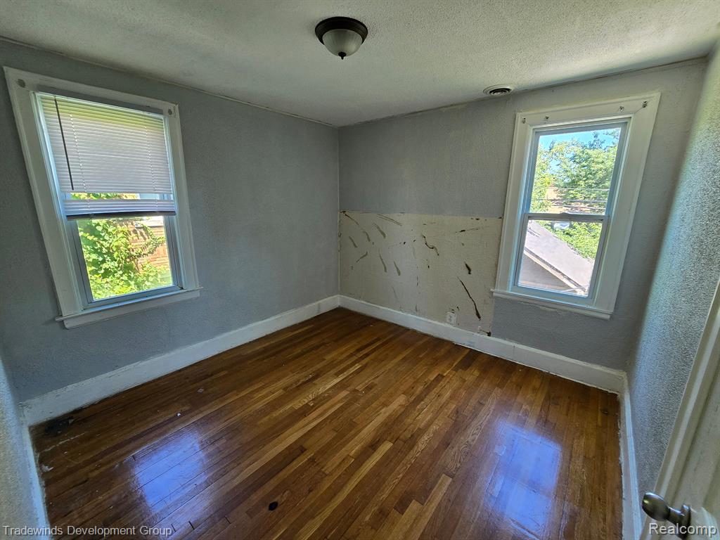 5074 DEVONSHIRE Road, Detroit, MI 48224 — Photo 21